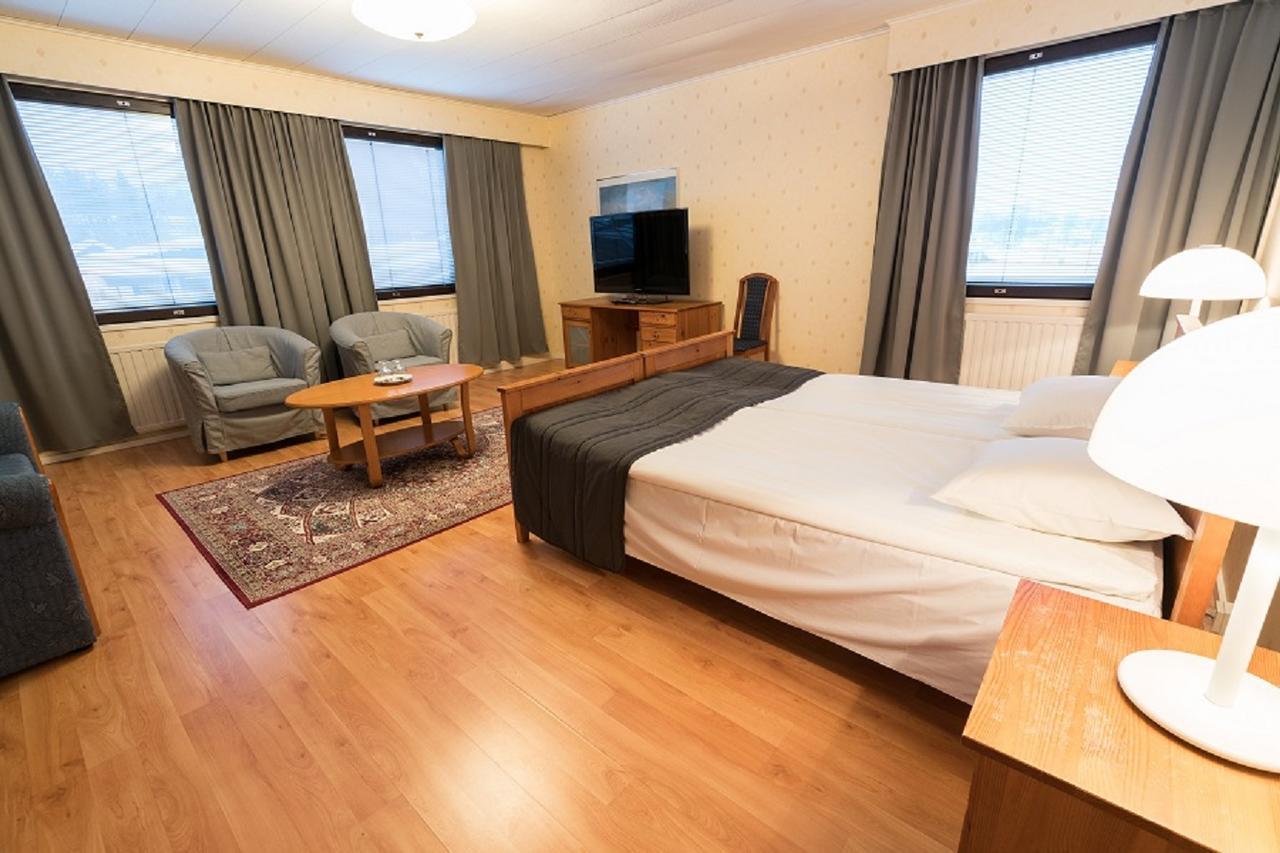Hotel Kievari Ylitornio エクステリア 写真