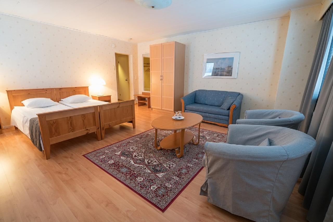 Hotel Kievari Ylitornio エクステリア 写真