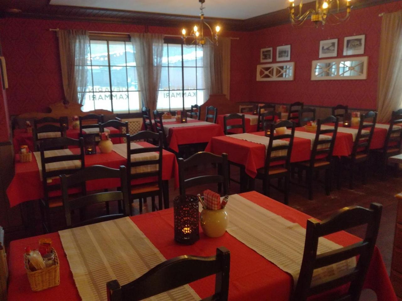 Hotel Kievari Ylitornio エクステリア 写真